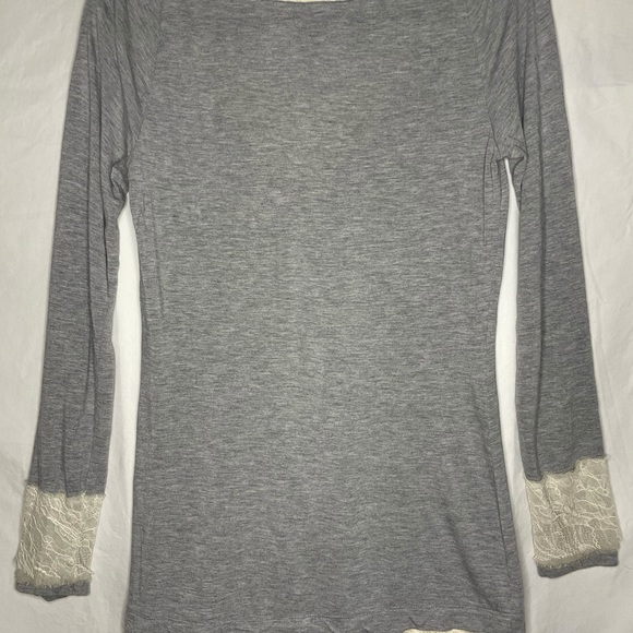 DVF VNeck Long Sleeve Top Gray + Ivory Lace Trim S - Picture 3 of 9